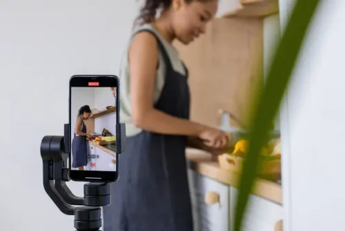 AI Content Creator: Was hinter dem neuen Berufsbild steckt – und wie du einsteigst